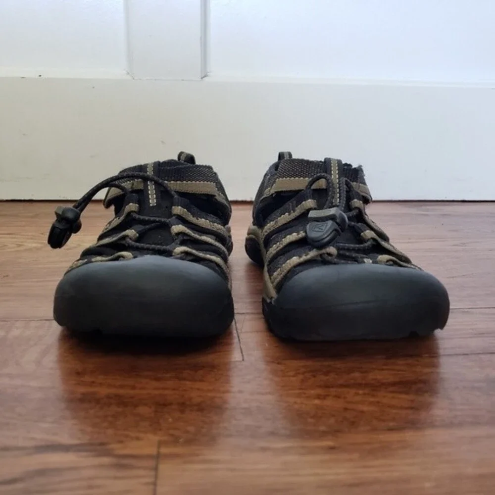 KEEN Newport H2 Sandals Youth Size 2